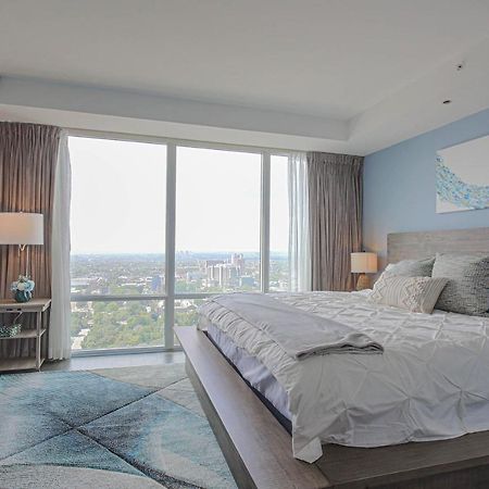 Luxury View In Toronto Downtown 3 Bedroom 2.5 Bathroom 1 Parking Luaran gambar